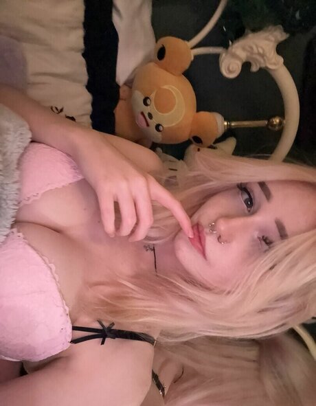 m vlntn__ model xxx images
