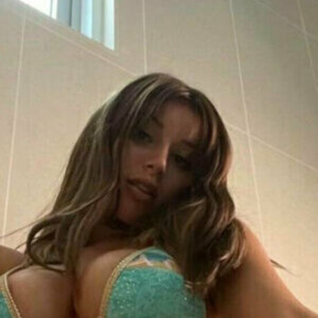 Jessica Alessandra exclusive star photos
