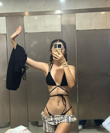 Wendy Valdez art pornstar archive