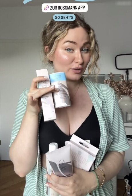 tattooed redhead onlyfans beautiful xxx pics