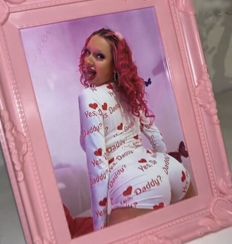 lischadelicious star exclusive pic