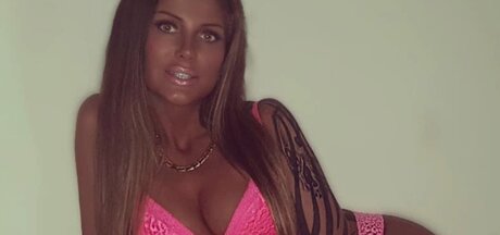 Schwesta Ewa hot model image