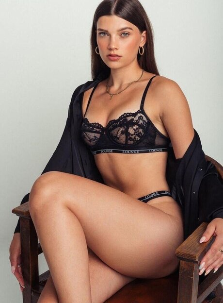 skinny big tits onlyfans hot pics