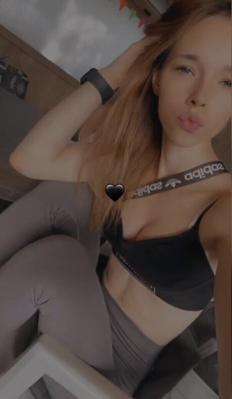 Mausistern exclusive pornstar pics