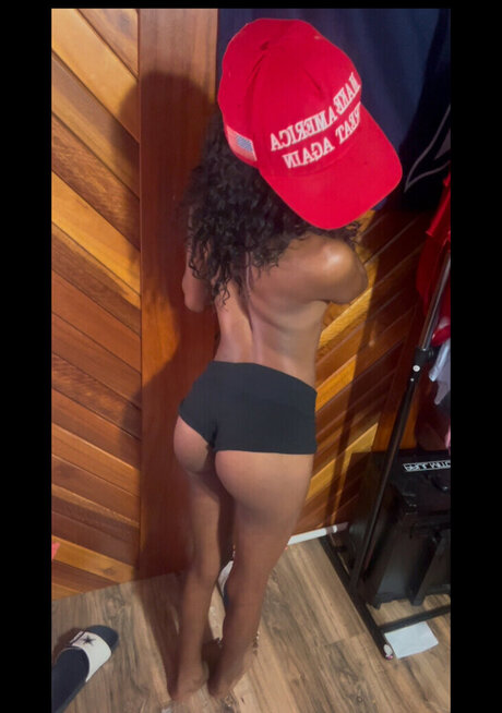 Magaprincesss model hd image