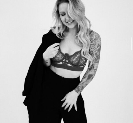 Denise Schwitalle best model photo