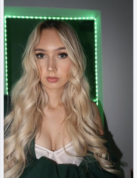 Josily star nude pics