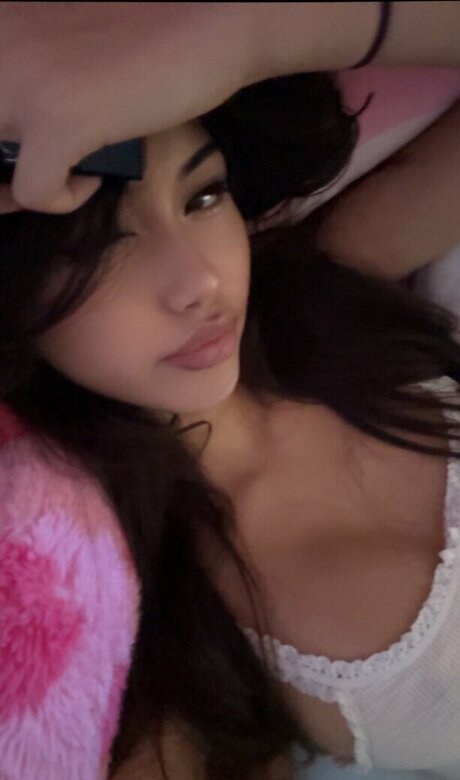 xeiyza star hot image