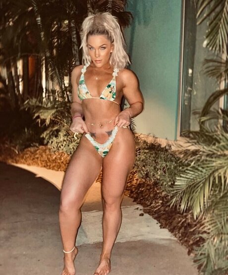 bfitntrain hot model pictures