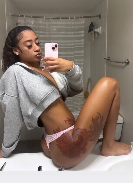 jellyfishlegend sexy model picture