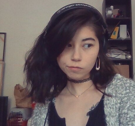 Path Wei_ pornstar picture