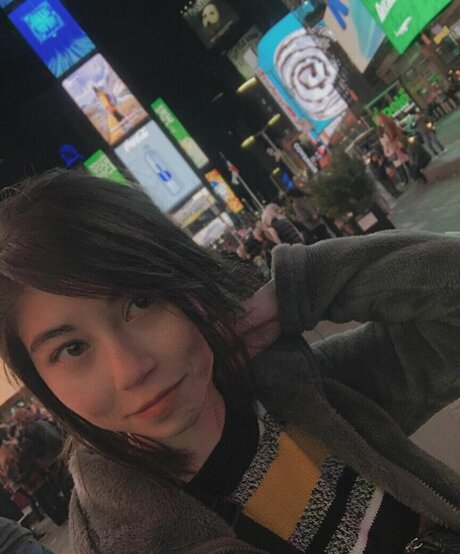 Path Wei_ pornographic actress pictures