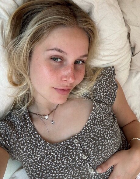 mother onlyfans top pics
