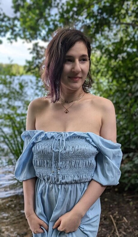 two onlyfans nude pics