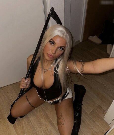 Josiirn erotic star photo