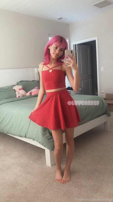 amateur deepthroat onlyfans art nude picture