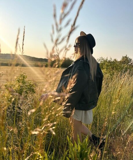 leather leggings onlyfans nudes galleries