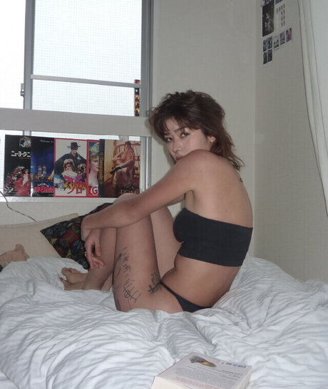 Ninonekw pornstar nudes img