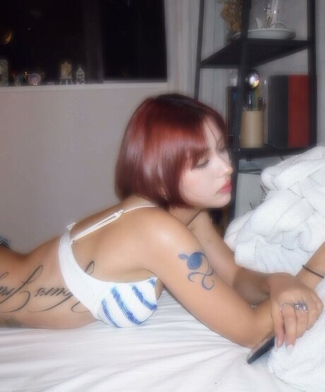 Ninonekw pornstar exclusive photos