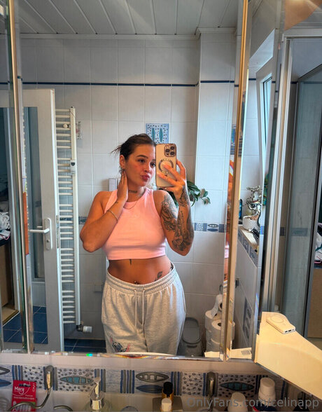 Celina Pop model nude pic