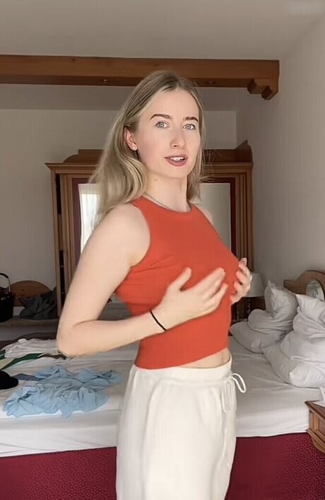 Empresslaurasophie model sexy pictures