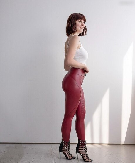 Sophie N ther model art galleries