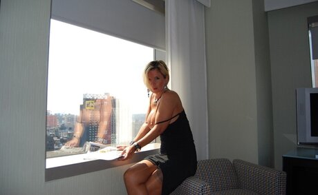 blonde deepthroat onlyfans free sexy picture