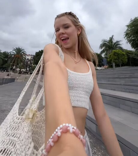 beach blowjob onlyfans pretty image