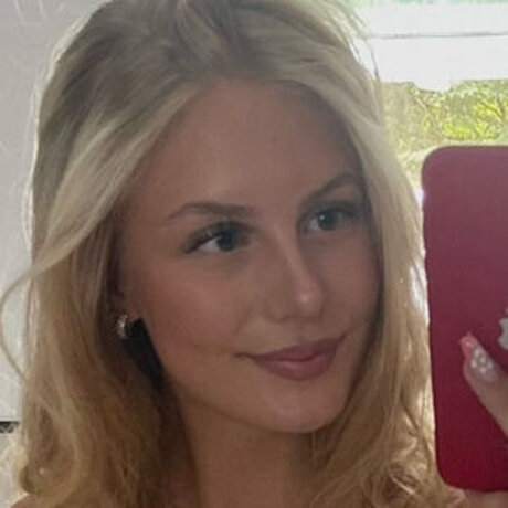 Luisa mnck exclusive pornstar pic