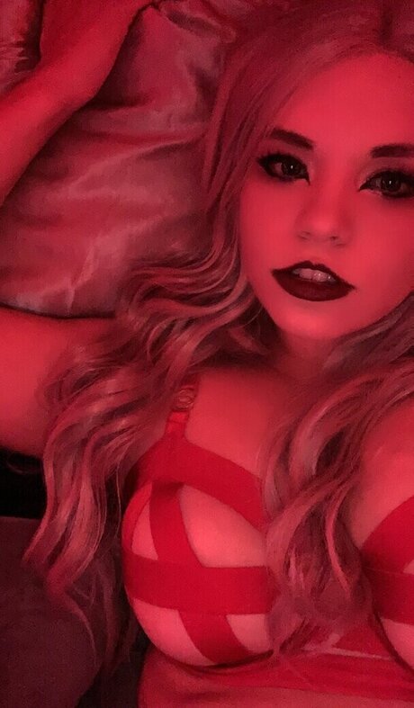 Kawaiikiwicosplay top star gallery