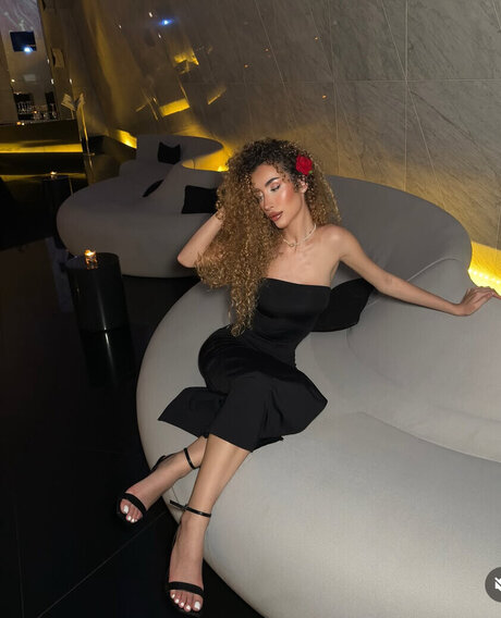 Jazmine Dyer star naked pictures