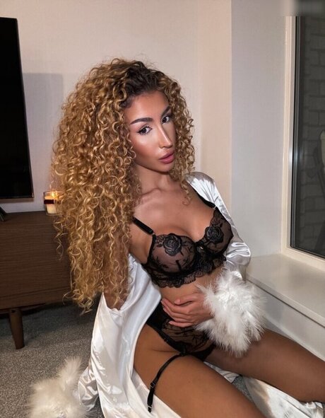 Jazmine Dyer free pornstar archive