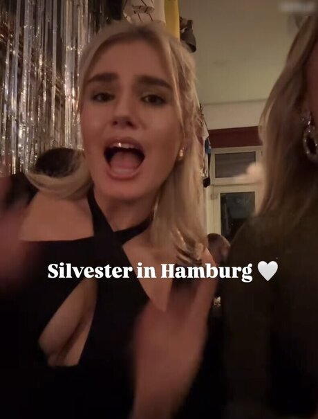 shemale interracial onlyfans free nude pics