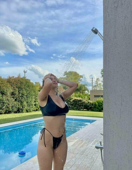 leasanz pornstar high quality pic