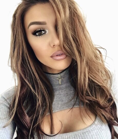 Gerda Lewis star sexy picture