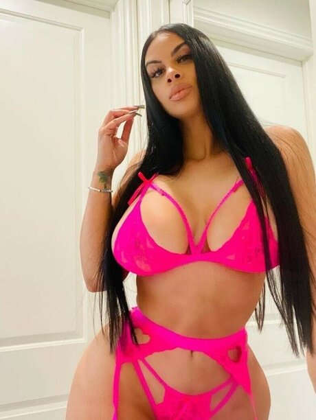 Johanna Leia erotic model photos