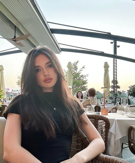 mildixs porn model gallery