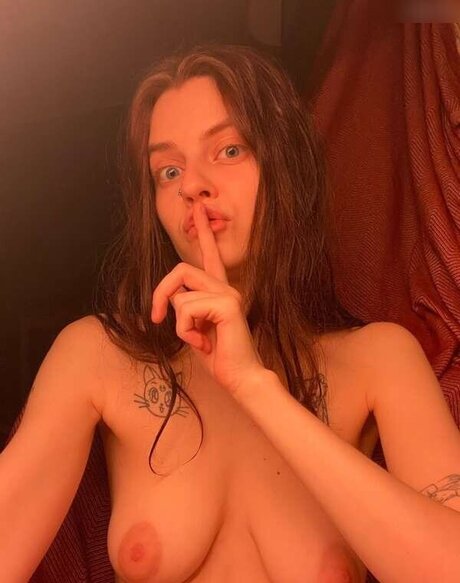 tiny asian onlyfans hd picture