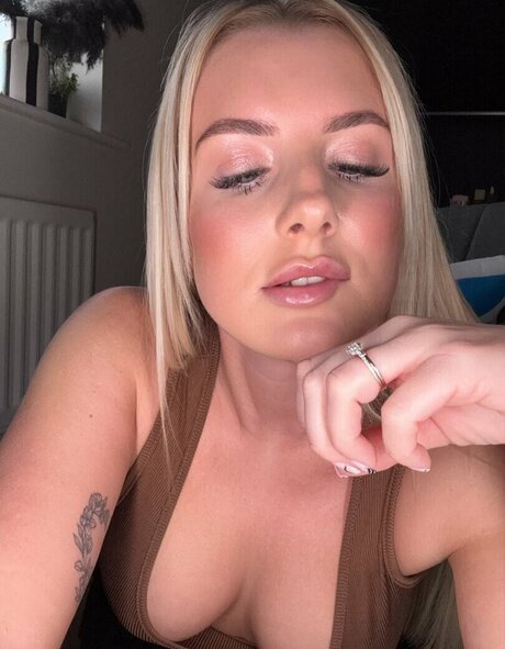 blonde big tits onlyfans exclusive pic