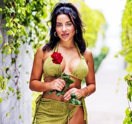Leyla Lahouar model naked image