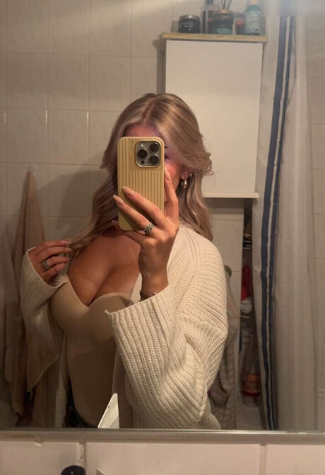 Sophie Schnur pornstar free pics