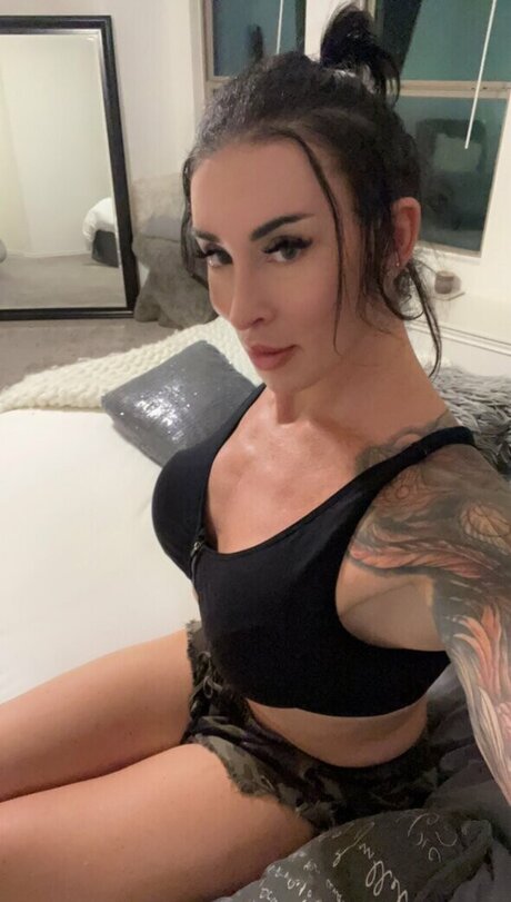 Gabbi Tuft free actress gallery