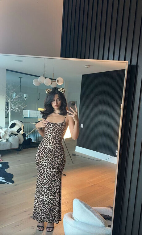 brunette doggystyle onlyfans naked images