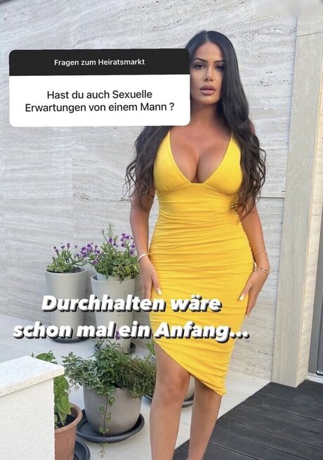 Roaya Soraya nude star pic