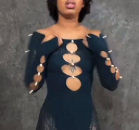 milf trans onlyfans nude archive