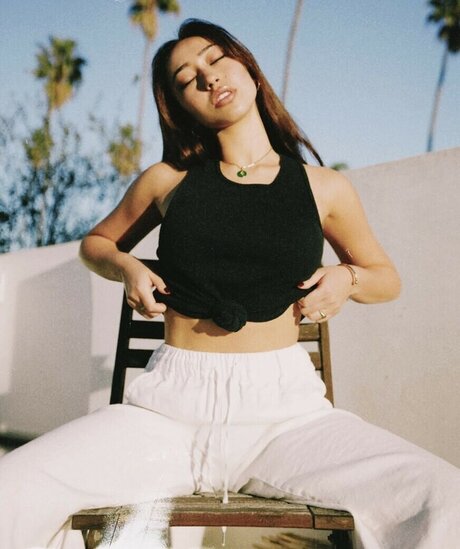 skinny brunette onlyfans nice picture