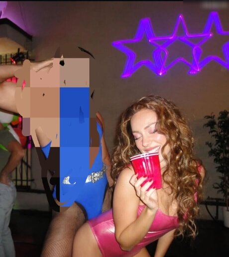 housewife onlyfans sexy nude photo