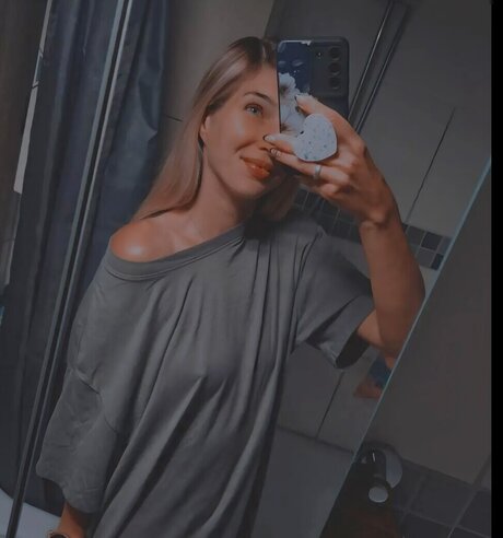 fisting onlyfans nudes image