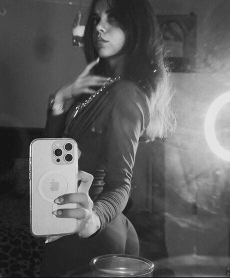 Zion Diamond xxx pornstar image