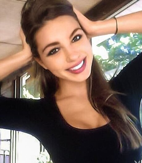 Jessica Ashley naked pornstar image